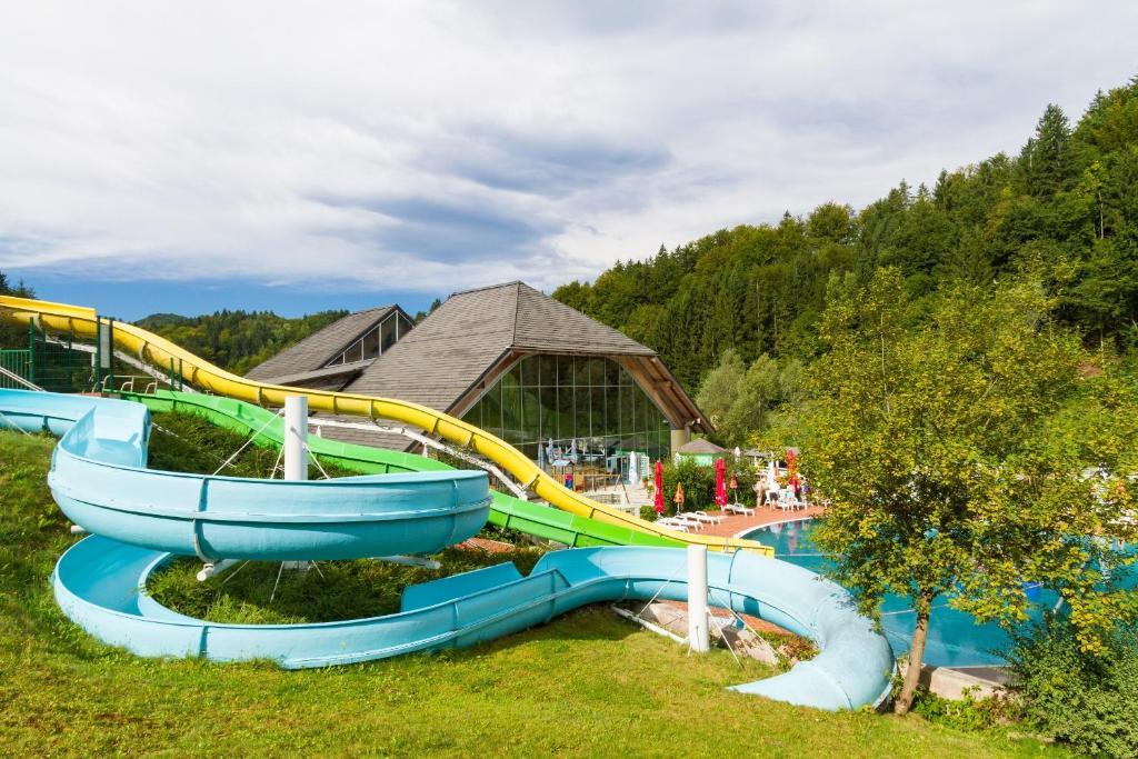 Hotel Eco Terme Snovik, Kamnik Laze v Tuhinju Zewnętrze zdjęcie