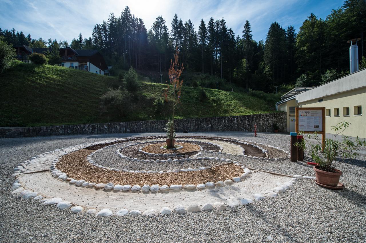 Hotel Eco Terme Snovik, Kamnik Laze v Tuhinju Zewnętrze zdjęcie